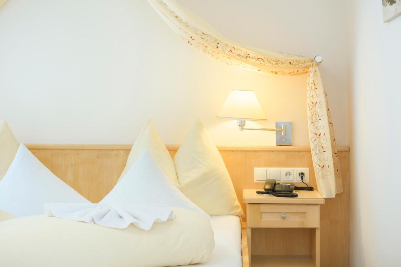Hotel Silbertal Pokoj fotografie