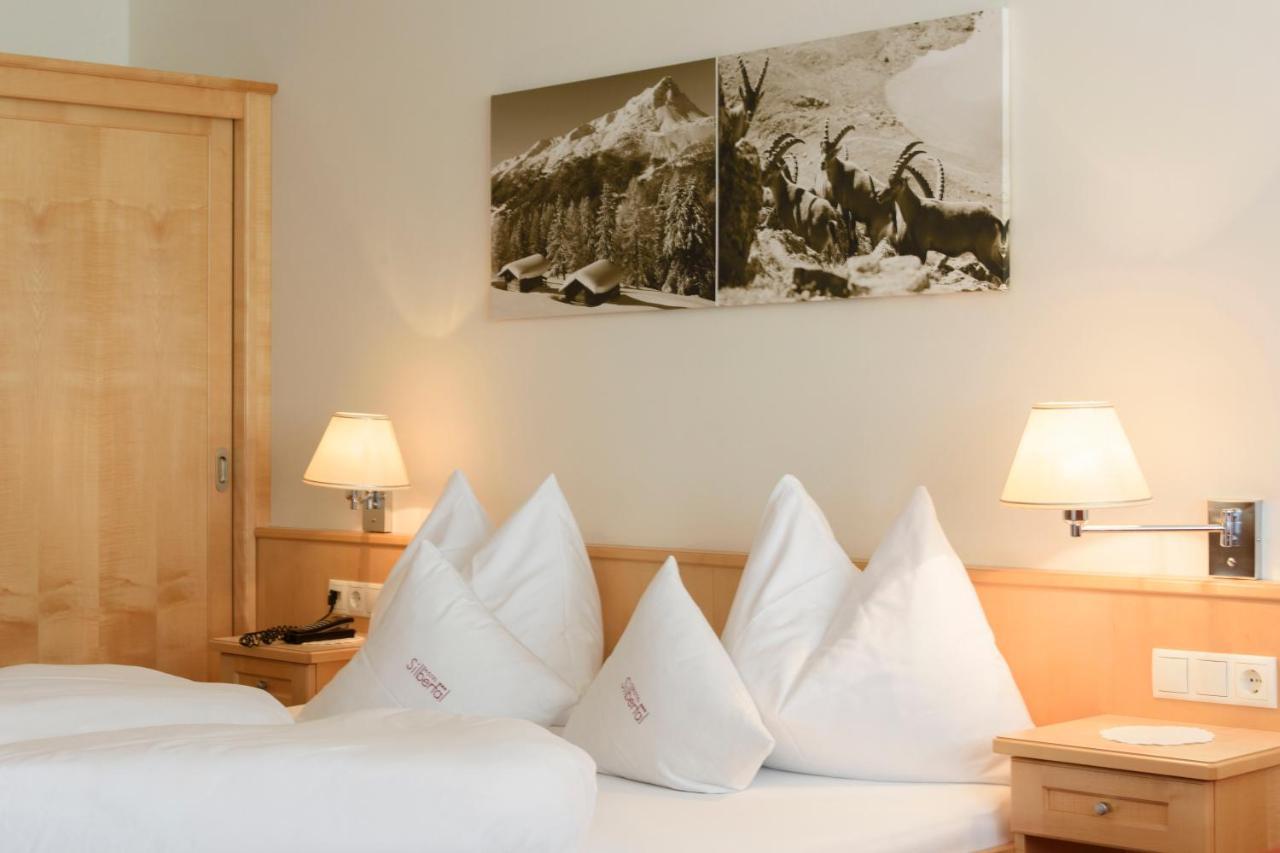 Hotel Silbertal Pokoj fotografie