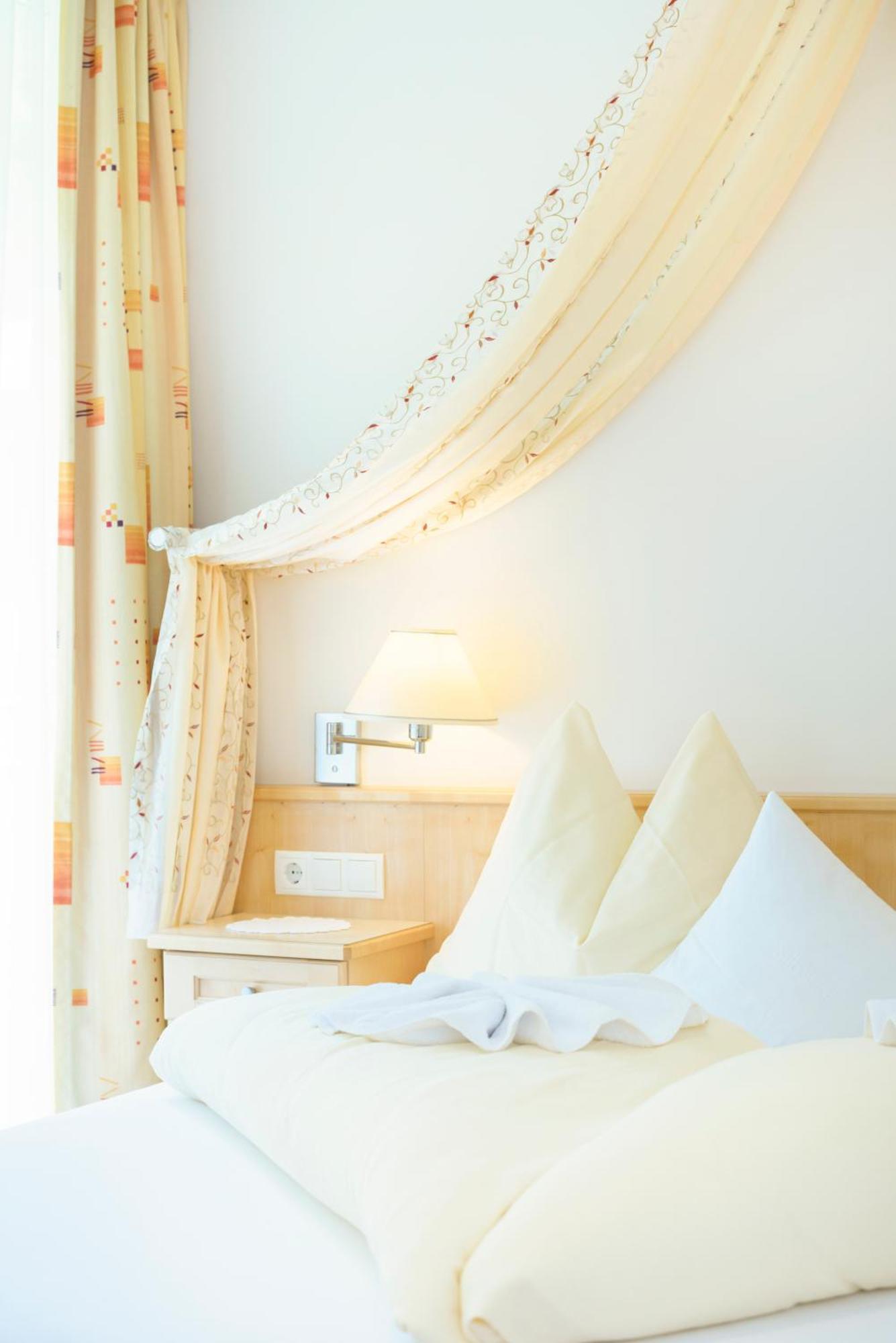Hotel Silbertal Pokoj fotografie